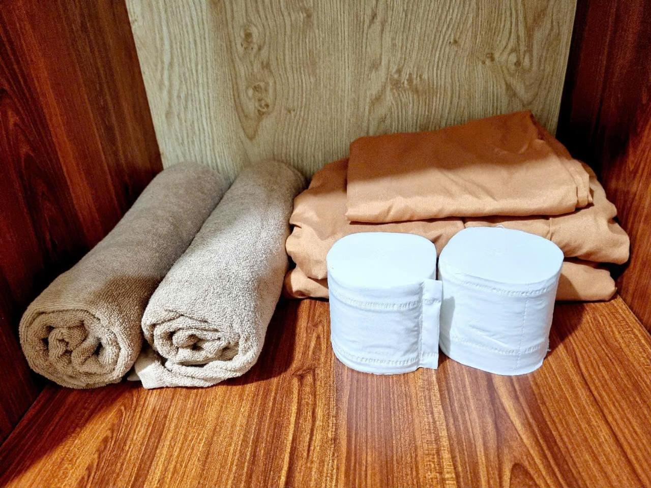 The Mini Apartment Includes Breakfast Hanoi Luaran gambar
